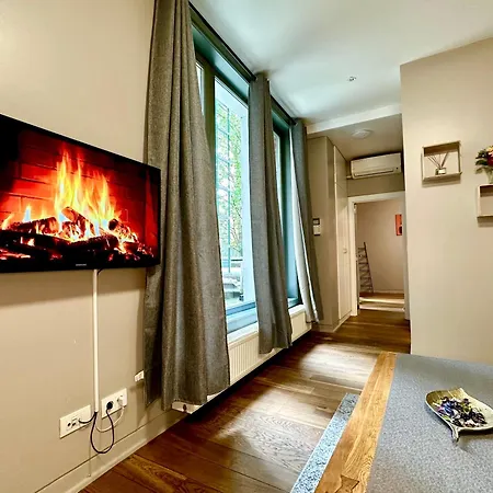 Luxury Castel By Rikas Appartement