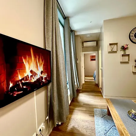 Luxury Castel By Rikas Appartement Antwerpen